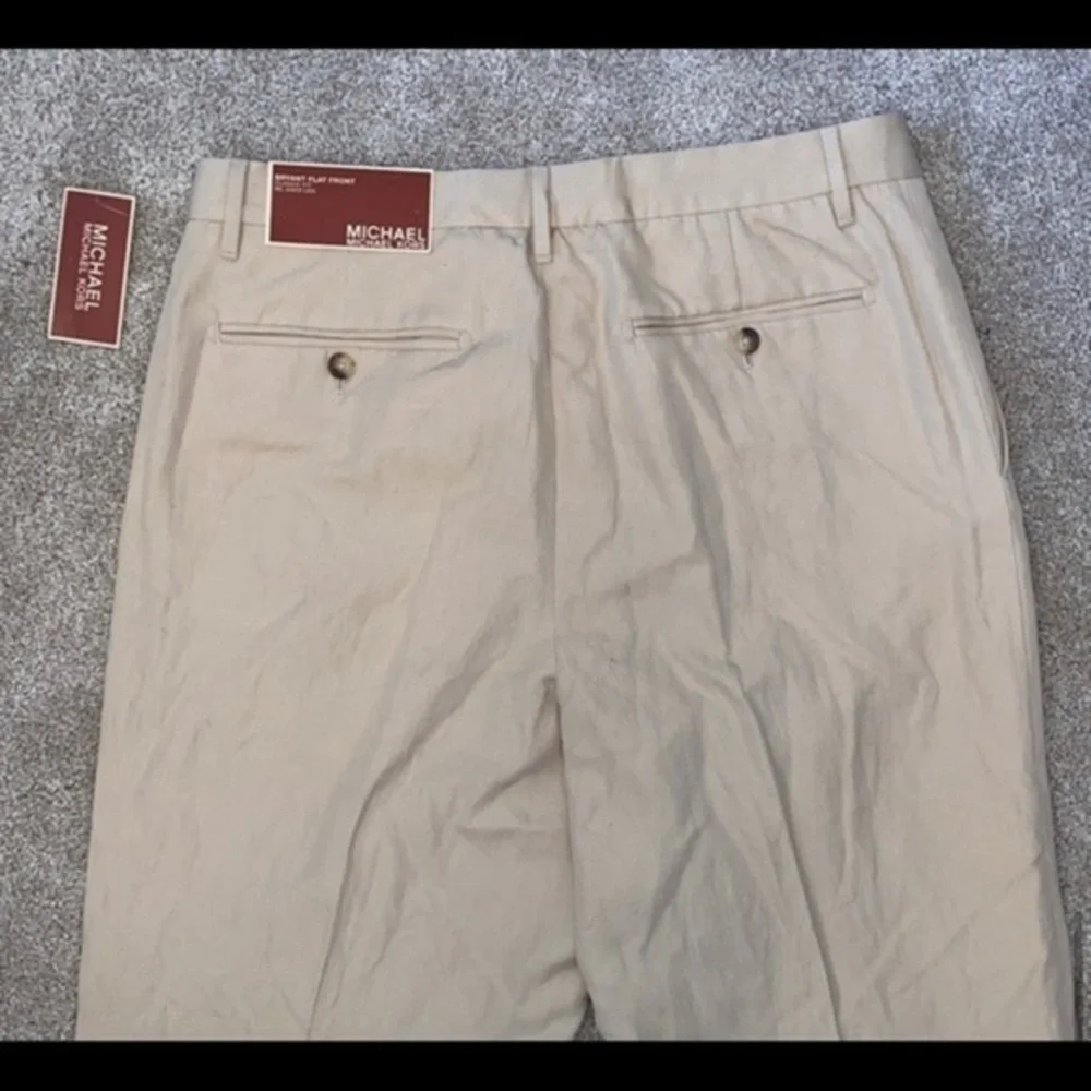 NWT Michael kors Bryant flat front classic fit relaxed leg dress pants